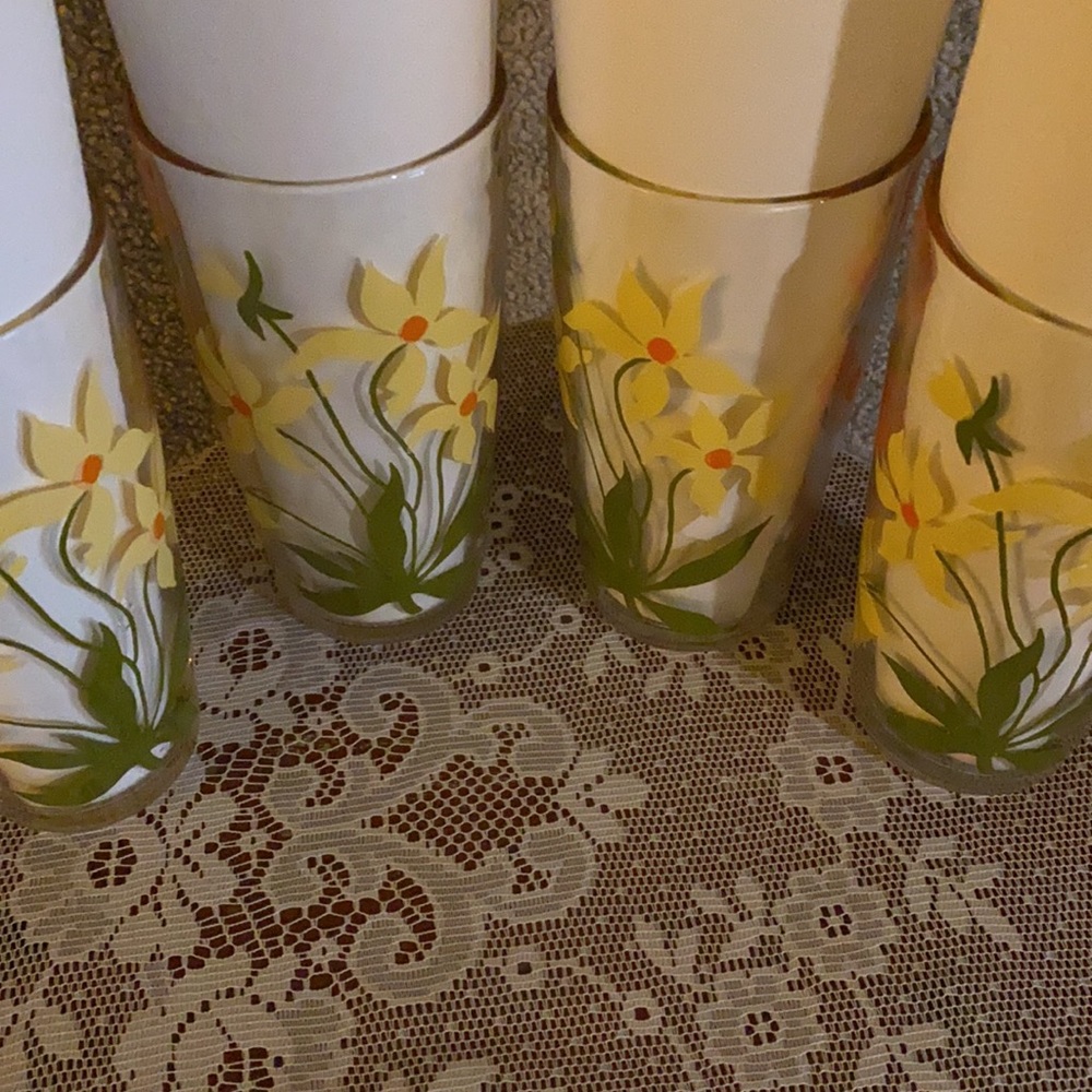 Small drinking Glassware - Picture 3 of 5